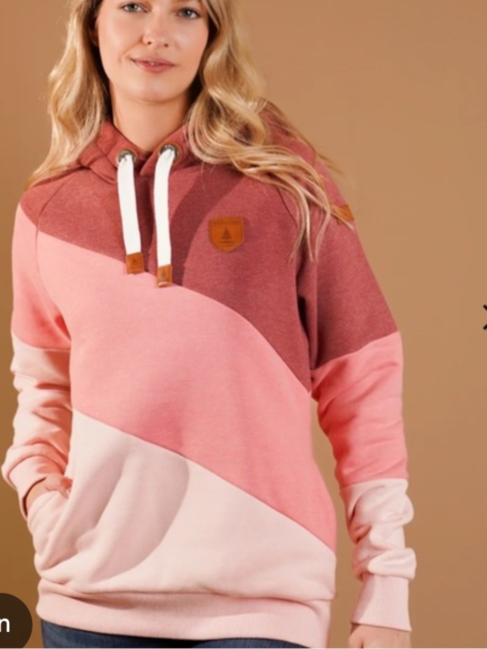 Wanakome Selene Hoodie 
Size Small 
Pink